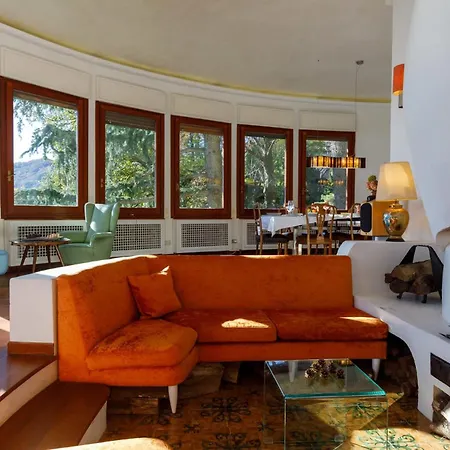 Spectacular Mid-century With Astonishing Views Of Villa