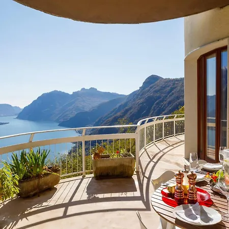 Spectacular Mid-century With Astonishing Views Of