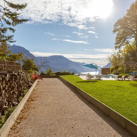 Villa Spectacular Mid-century With Astonishing Views Of