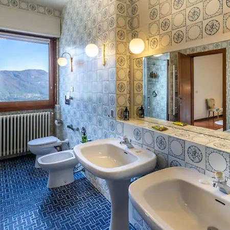 Spectacular Mid-century With Astonishing Views Of וילה
