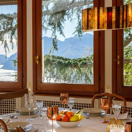 Spectacular Mid-century With Astonishing Views Of Villa