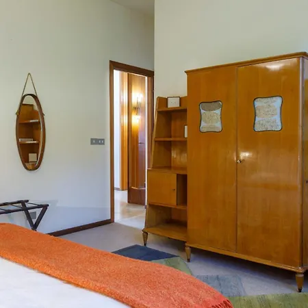 Spectacular Mid-century With Astonishing Views Of Villa