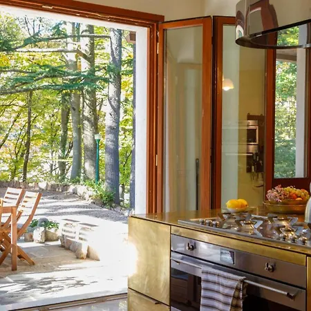 Spectacular Mid-century With Astonishing Views Of Villa Civenna