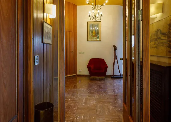 Villa Spectacular Mid-century With Astonishing Views Of