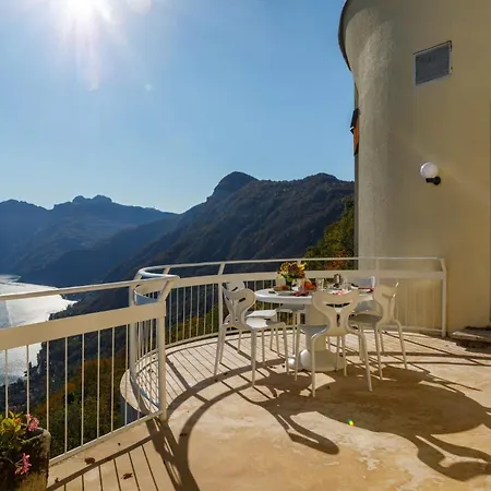 Villa Spectacular Mid-century With Astonishing Views Of *