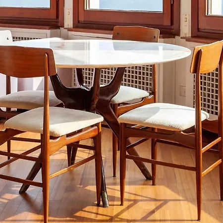 Spectacular Mid-century With Astonishing Views Of Villa *